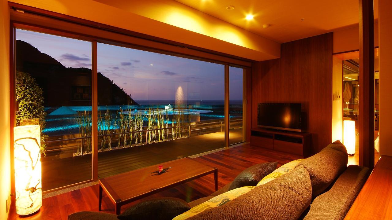 Hotel Kinparo Тоёока Экстерьер фото
